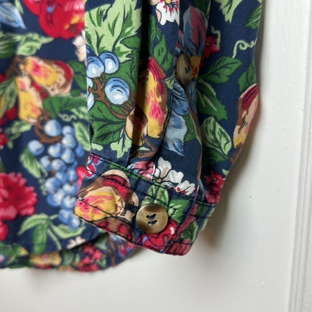 Vintage Liz Wear Fruit Floral Shirt Women’s S Rayon Button Down 90s Cottagecore - Picture 6 of 10